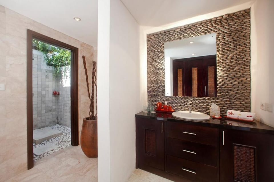Cempaka Villa 3 Bedroom  Private Pool at Nusa Dua Villa in Kuta Selatan
