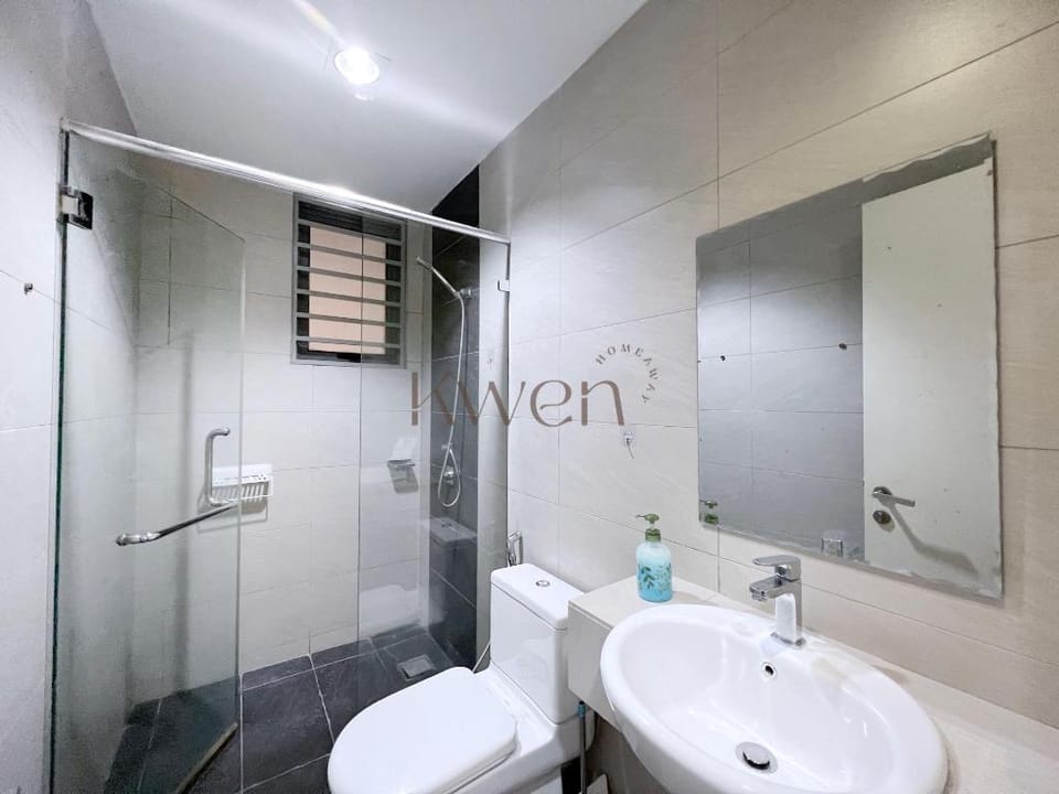 KWEN Loft E - Low Floor City Centre Imago 3br 8pax Apartment in Kota Kinabalu
