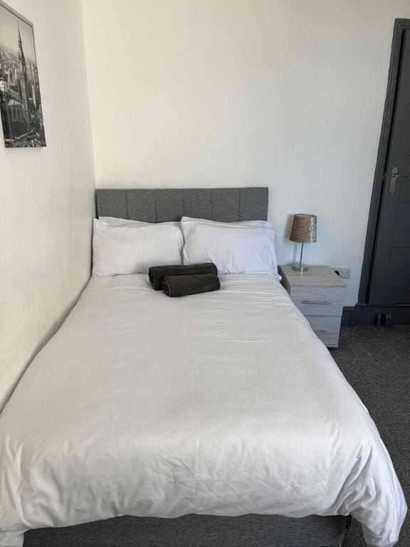 Fully Equipped 4BR House at Hanley-Free Parking Vacation rental in Stoke-on-Trent