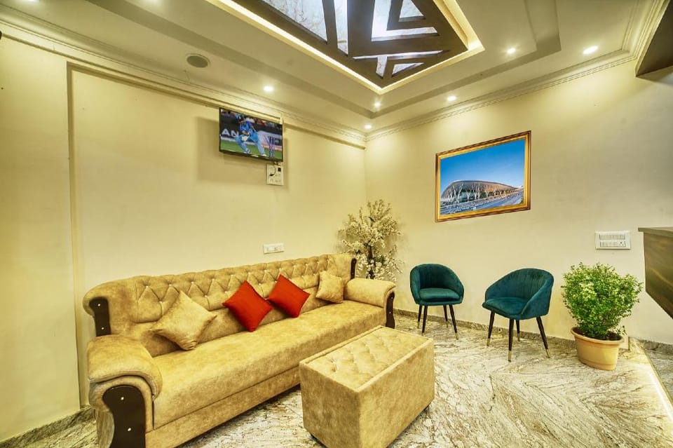 SM Royal Stay Hotel - Near Bangalore international Airport Hotel in Tamil Nadu