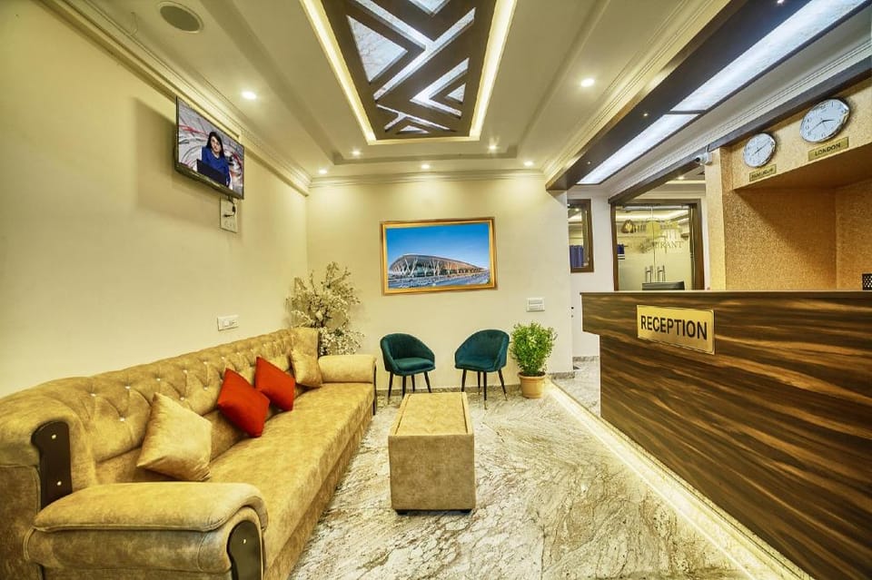 SM Royal Stay Hotel - Near Bangalore international Airport Hotel in Tamil Nadu