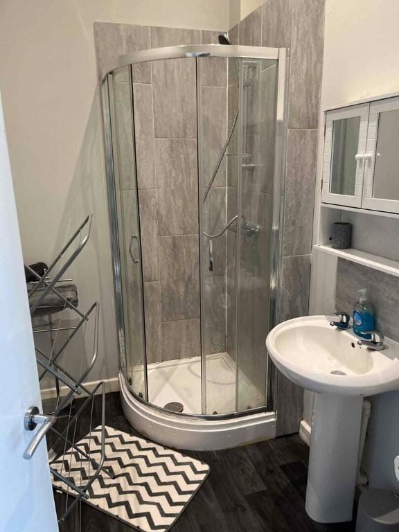 Central 1 BR Flat Near Hanley with Free Parking Apartment in Stoke-on-Trent