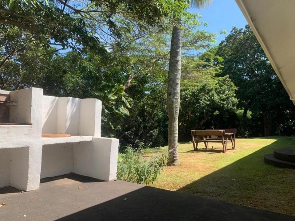 Holiday Beach Home - Shaka's Rock-Dolphin Coast Vacation rental in Dolphin Coast