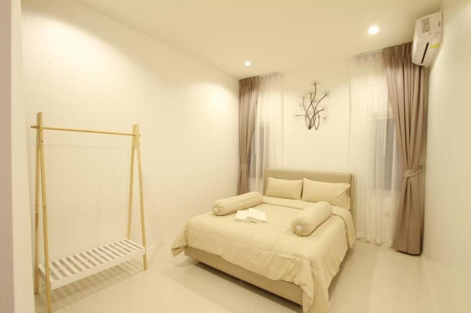 Le Leaf Valley Hua Hin 28 Villa in Hua Hin District