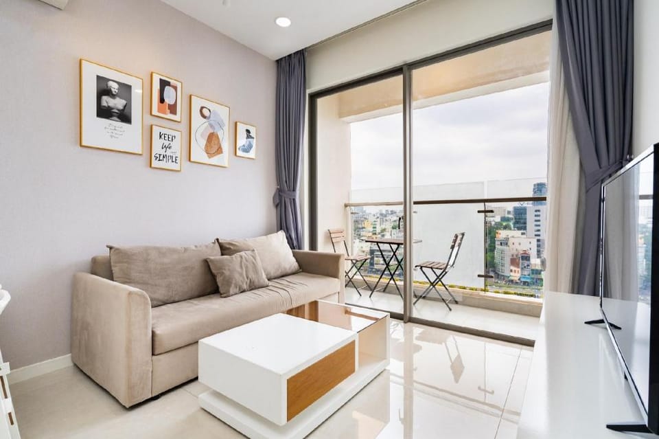 căn hộ 2Phòng ngủ MILLENNIUM 80m2, có ban công  Apartment in Ho Chi Minh City