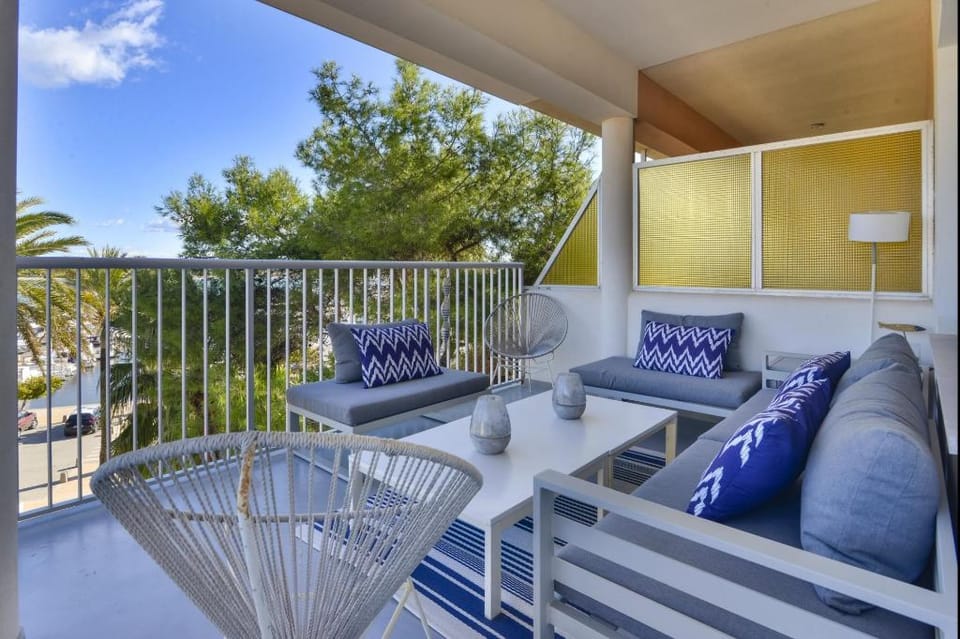 CANAMI... LUXURY APARTMENT WITH BEST SEA VIEWS. Apartment in Migjorn