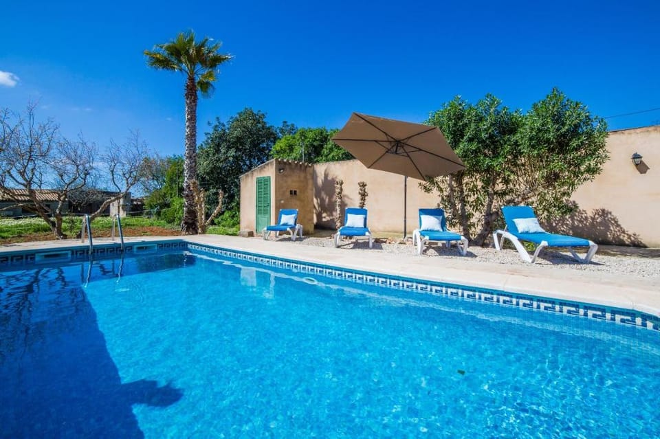 CAN CUSINA. CHARMING HOUSE WITH SWIMMING POOL Apartment in Migjorn