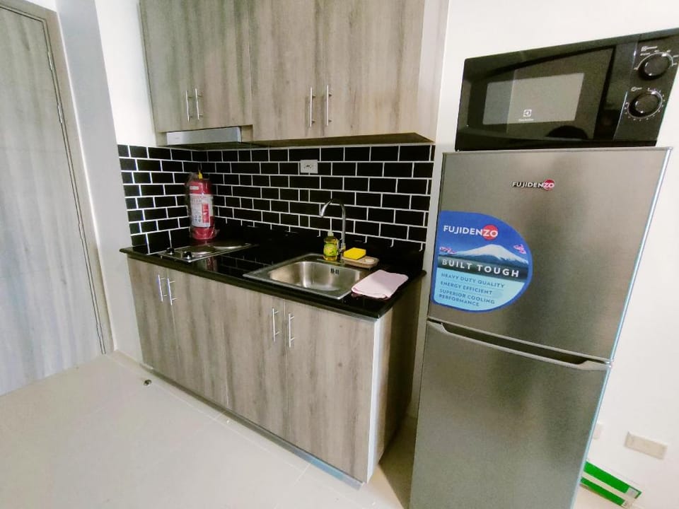 New open! Edsa City Lights view at Fame Residences Apartment in Mandaluyong