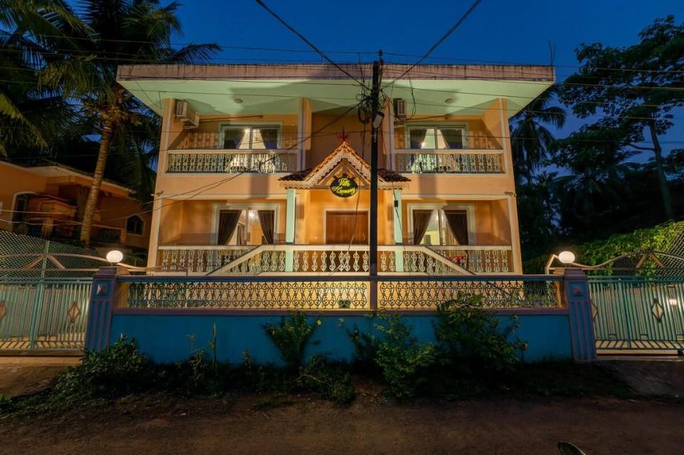 Luxurious 4BHK 5Bath Villa 1km from Baga Calangute Villa in Calangute