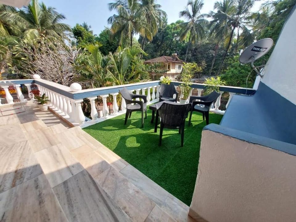 Luxurious 3BHK AC Villa 50mtr from Candolim Beach Villa in Calangute