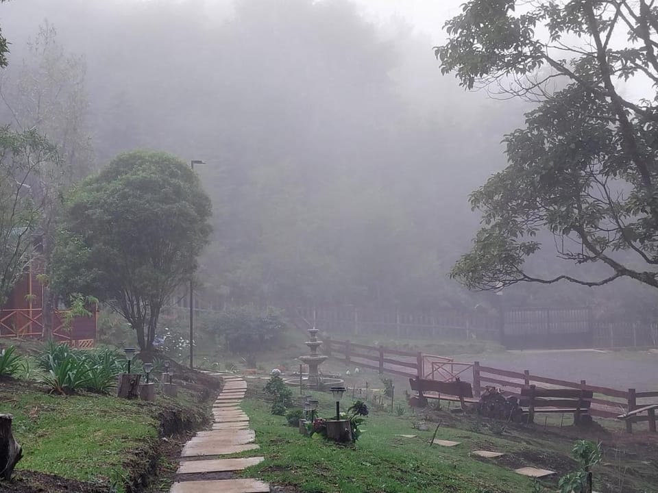 Curuba Lodge Lodge in Cartago Province, Costa Rica