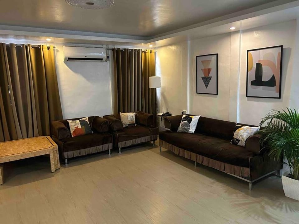 ACL Staycation with Swimming pool : Unit 1 Vacation rental in Region of Manila