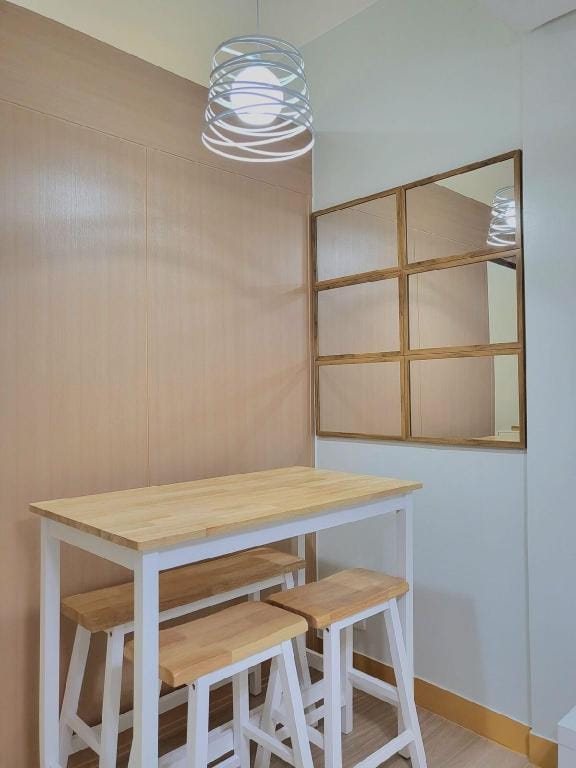 Trees Residences Staycation by B&Z - Spacious 2-BR Vacation rental in Quezon City