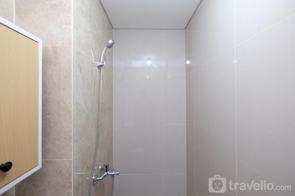 Relaxing Studio at Transpark Cibubur By Travelio Apartment in West Java