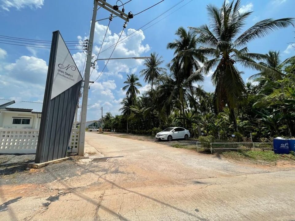 Rolleston @ Suratthani Villa in Surat Thani Changwat
