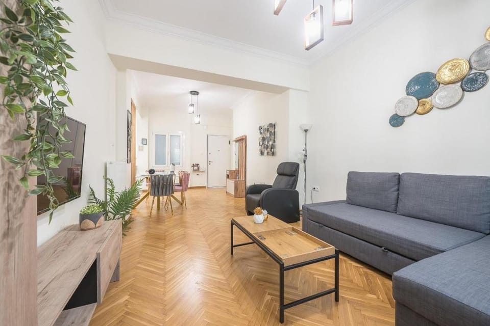 Elegant Suite by Cloudkeys Apartment in Athens