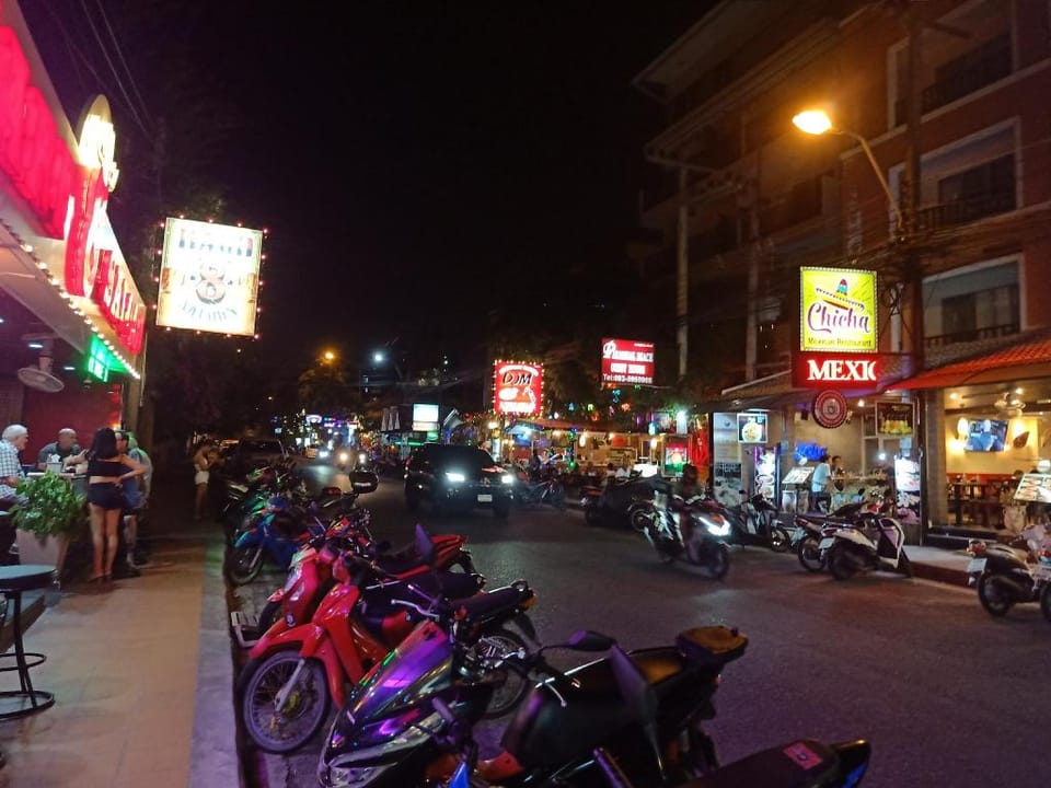 New nordic 芭提雅中天区靠近沙滩步行街2卧室公寓； Apartment in Pattaya City