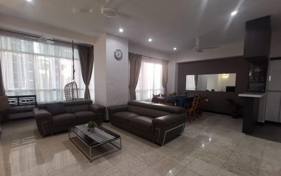 IJN The Orion Home near MRT, 3BR/ 5mins KLCC   Vacation rental in Federal Territory of Kuala Lumpur