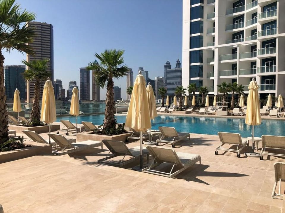 Lux Studio in Downtown w big balcony & canal view Apartment in Dubai