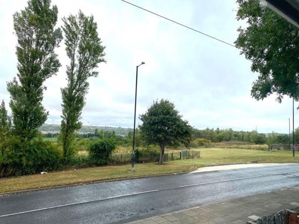 Five Star Serviced Homes- Wi-Fi, parking, office Vacation rental in Sunderland