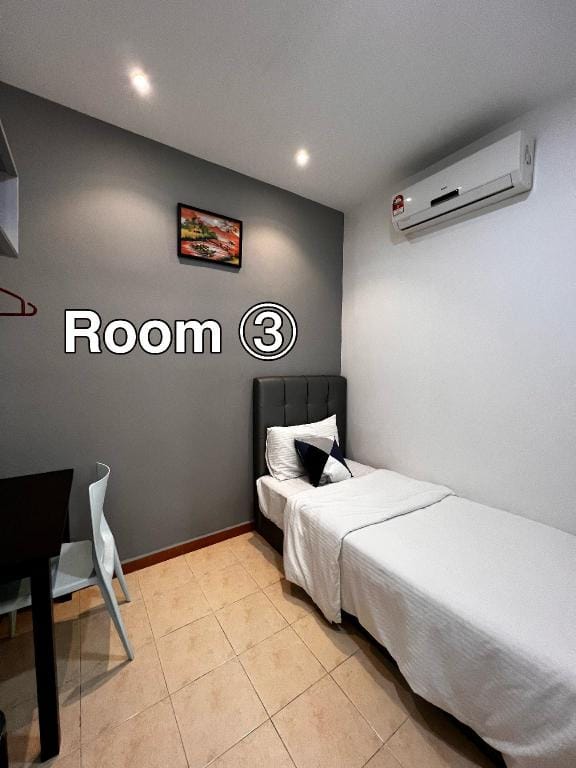 QQ Sweet Home 10R 4B Seremban Stay (15-20 pax)   Vacation rental in Negeri Sembilan, Malaysia