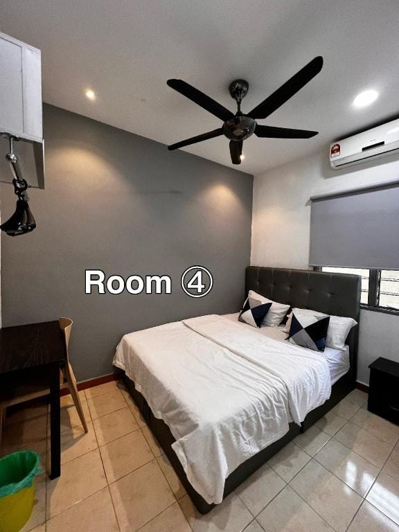 QQ Sweet Home 10R 4B Seremban Stay (15-20 pax)   Vacation rental in Negeri Sembilan, Malaysia