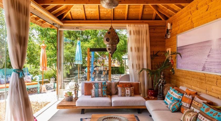 SeedsofSilence boutique hotel and retreat centre Bed and Breakfast in Olhão