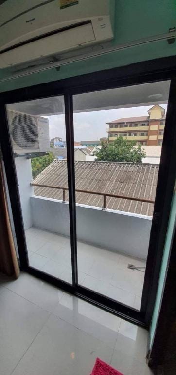 SummerPlace Apartment in Laos