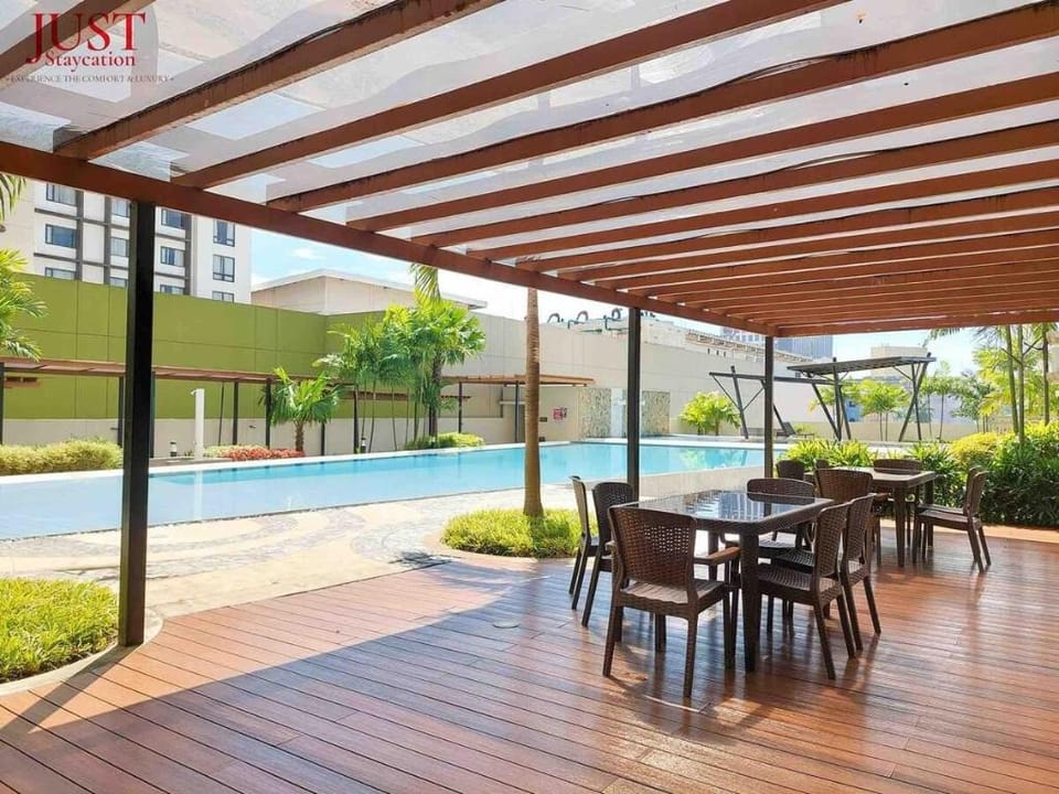 Centrio Tower w/ Netflix + WiFi Apartment in Cagayan de Oro