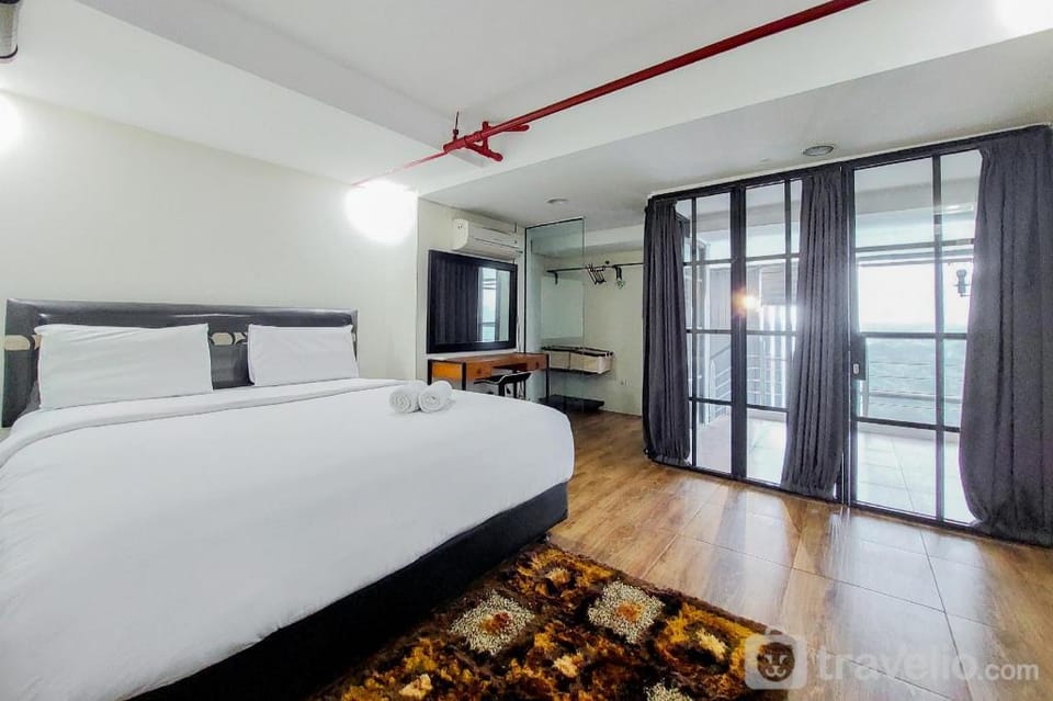Spacious 2BR Loft Brooklyn Alam Sutera By Travelio Apartment in West Java