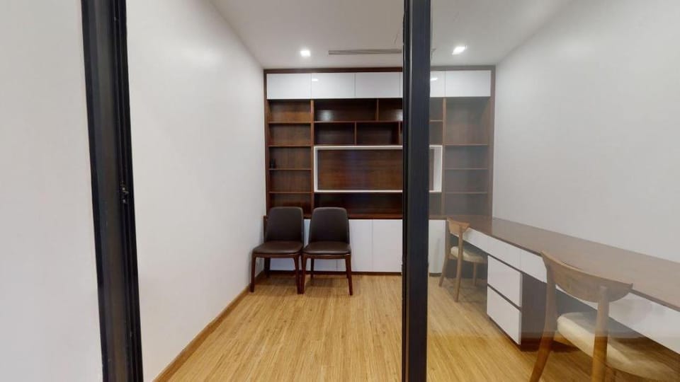 Four BRs Super Giant Apartment. Apartment in Hanoi
