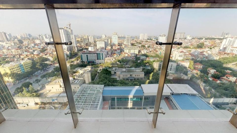 Happy 4BRS 3WC  VinHomes  Metropolis Apartment in Hanoi