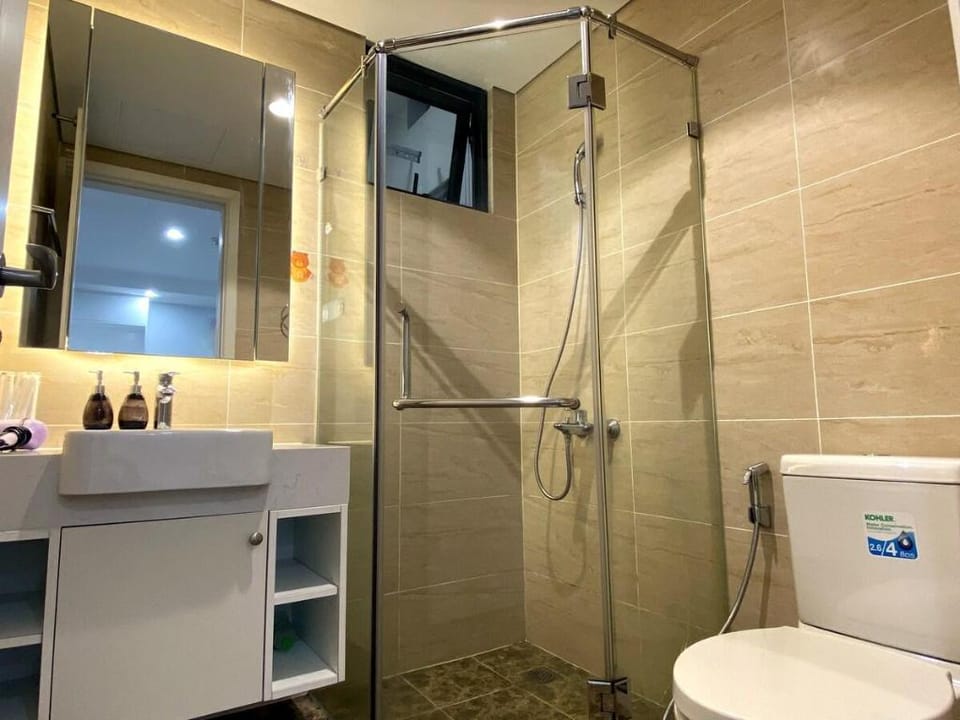 One BRs Summer Sunshine Vinhomes D'capitale . Apartment in Laos