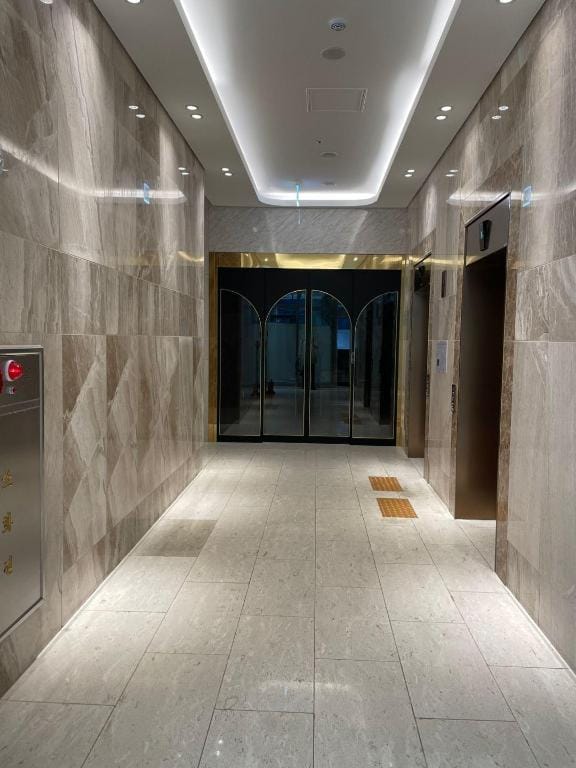Open (Newly Built) High-End Hotel-Grade Residence Cute and Cozy Near Gangnam Station Apartment in Seoul