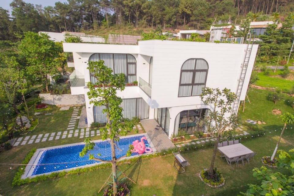 Venus resort by Flamingo An Khang's Villa F2.15 Villa in Laos