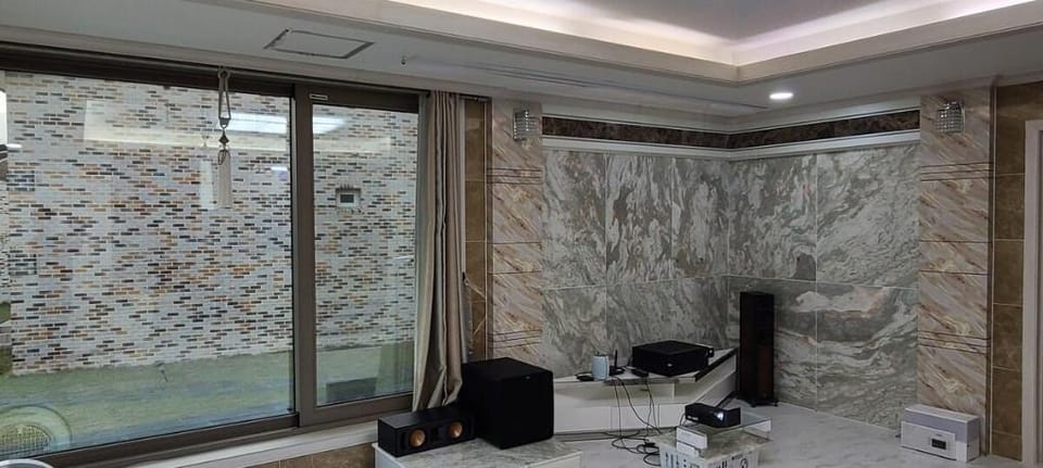 Emerald Emerald Luxury Detached Pension Villa in South Korea