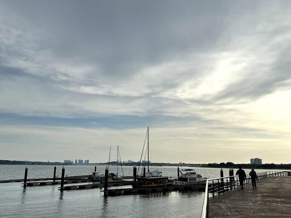 Seaview | Danga Bay 4pax for Family Vacation rental in Johor Bahru
