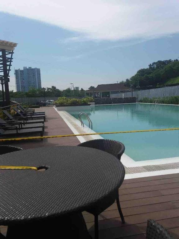 Qs 2-Bedroom One Oasis Cagayan de Oro with Cable Apartment in Cagayan de Oro