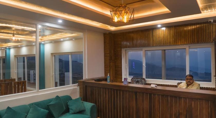 Mukteshwar Treat Resort Hotel in Uttarakhand