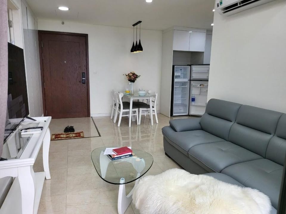 Two BRs Touch High Vinhomes D'Capital . Apartment in Laos