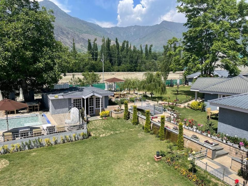 Upani Cottages Hotel in India