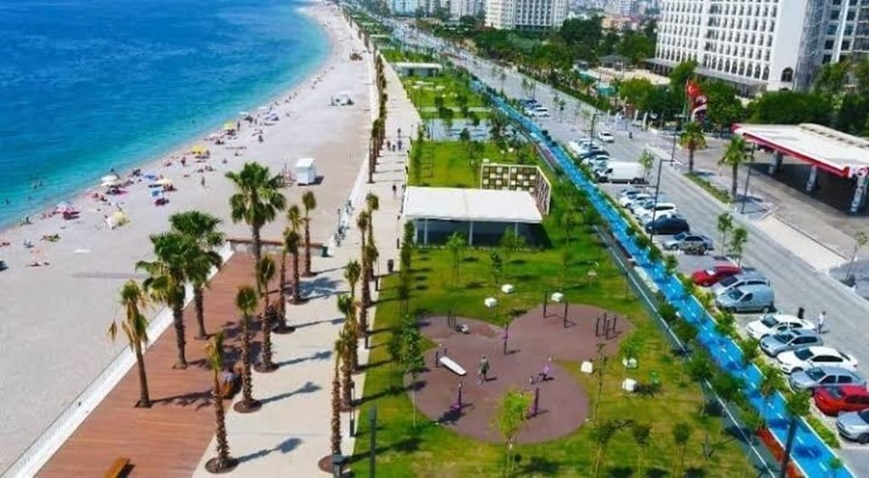 Konyaaltı beach 2+1 500 meters to Apartment in Antalya