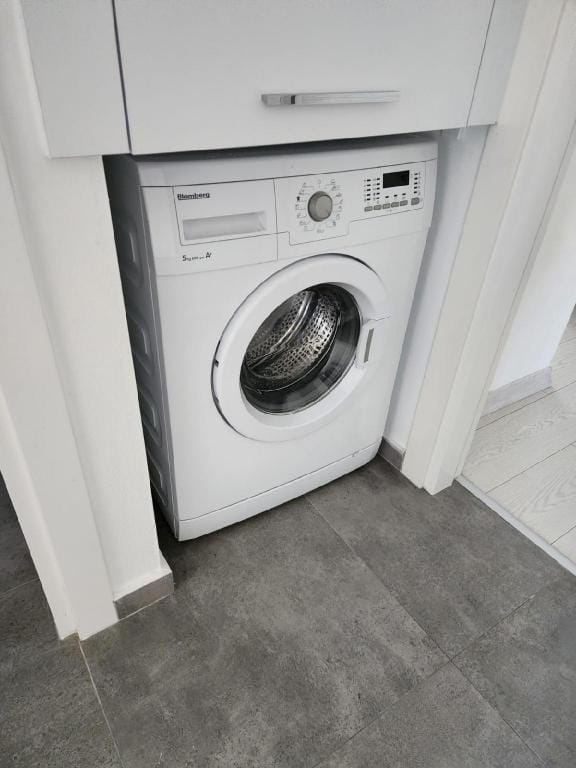 LUXURY 2+1  APARTMENT AT DEREBOYU AVENUE Apartment in Nicosia City