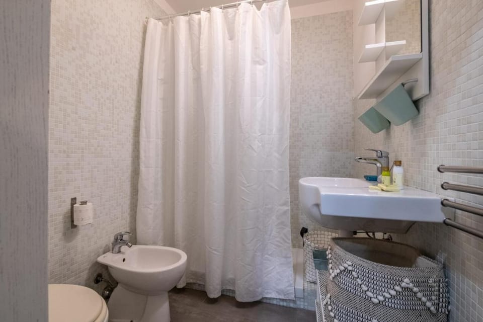 Super Mario Sea House by Pleiades Home Apartment in Livorno