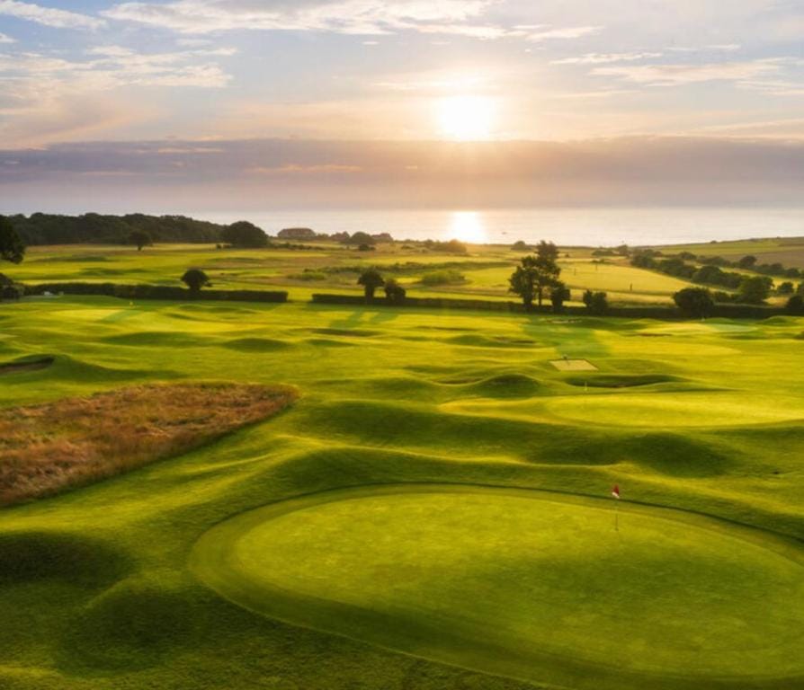 Luxury Ocean & North Foreland Golf View Escape Apartment in Broadstairs