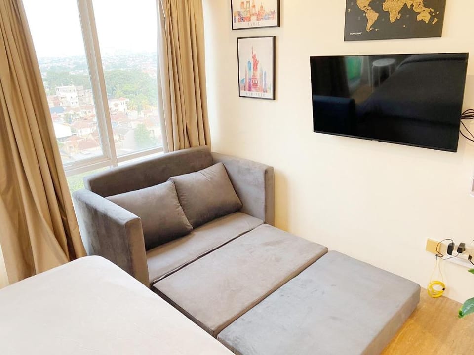 Cozy Studio at Altiz Bintaro Apartments by OkeStay Apartment in South Jakarta City