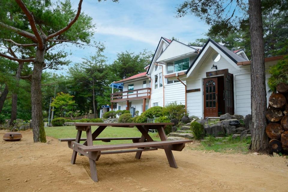 Pyeongchang The Meomum Pension Bed and Breakfast in South Korea