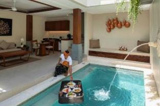 Luxury 1 BR Private Pool Villa #L313 Villa in Kuta Selatan