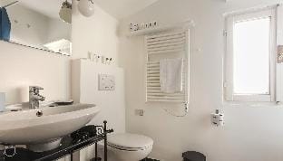 Ripa Ticinese 17 Apartment in Milan