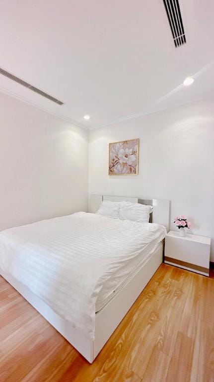 Căn hộ cao cấp 2 phòng ngủ Vinhomes Time City Apartment in Hanoi